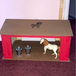 Wooden Barn Play Set With Horse