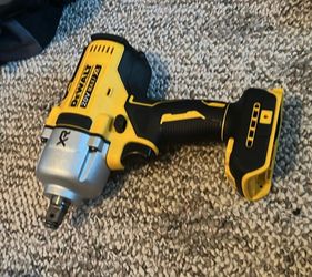 Half inch impact wrench
