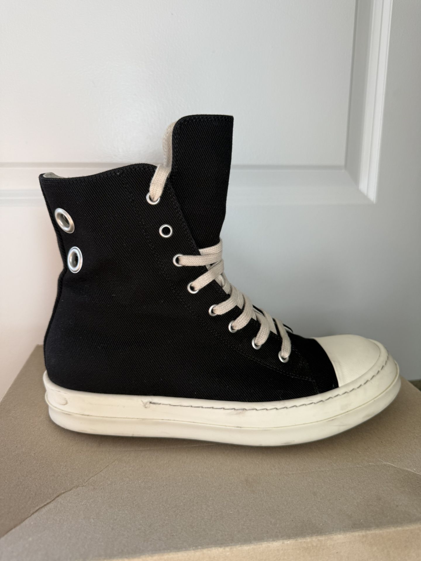 Rick Owen’s DRKSHDW High Top Black Milk