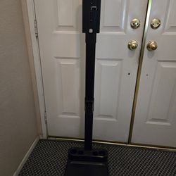 Vacuum holder