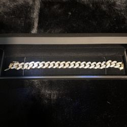 10k Gold Bracelet