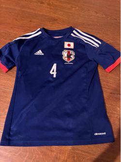 Adidas Japan 2014 World Cup home jersey featuring the number 4 for player Keisuke Honda