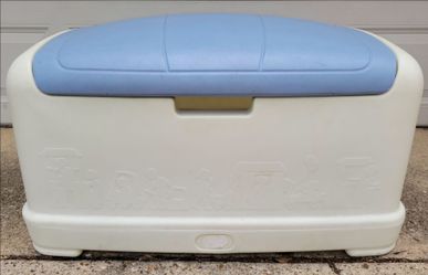 Vintage Blue White Little Tikes Tykes Toy Box Storage Chest.  RARE Giant Cream & Blue