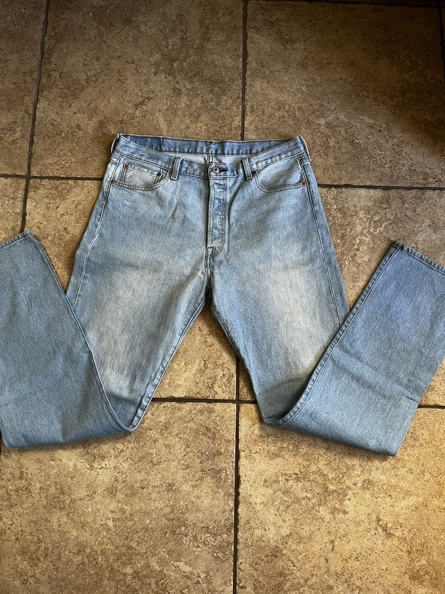 Levis 501