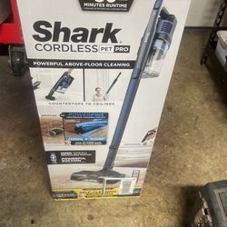 Shark Corless Pet Pro