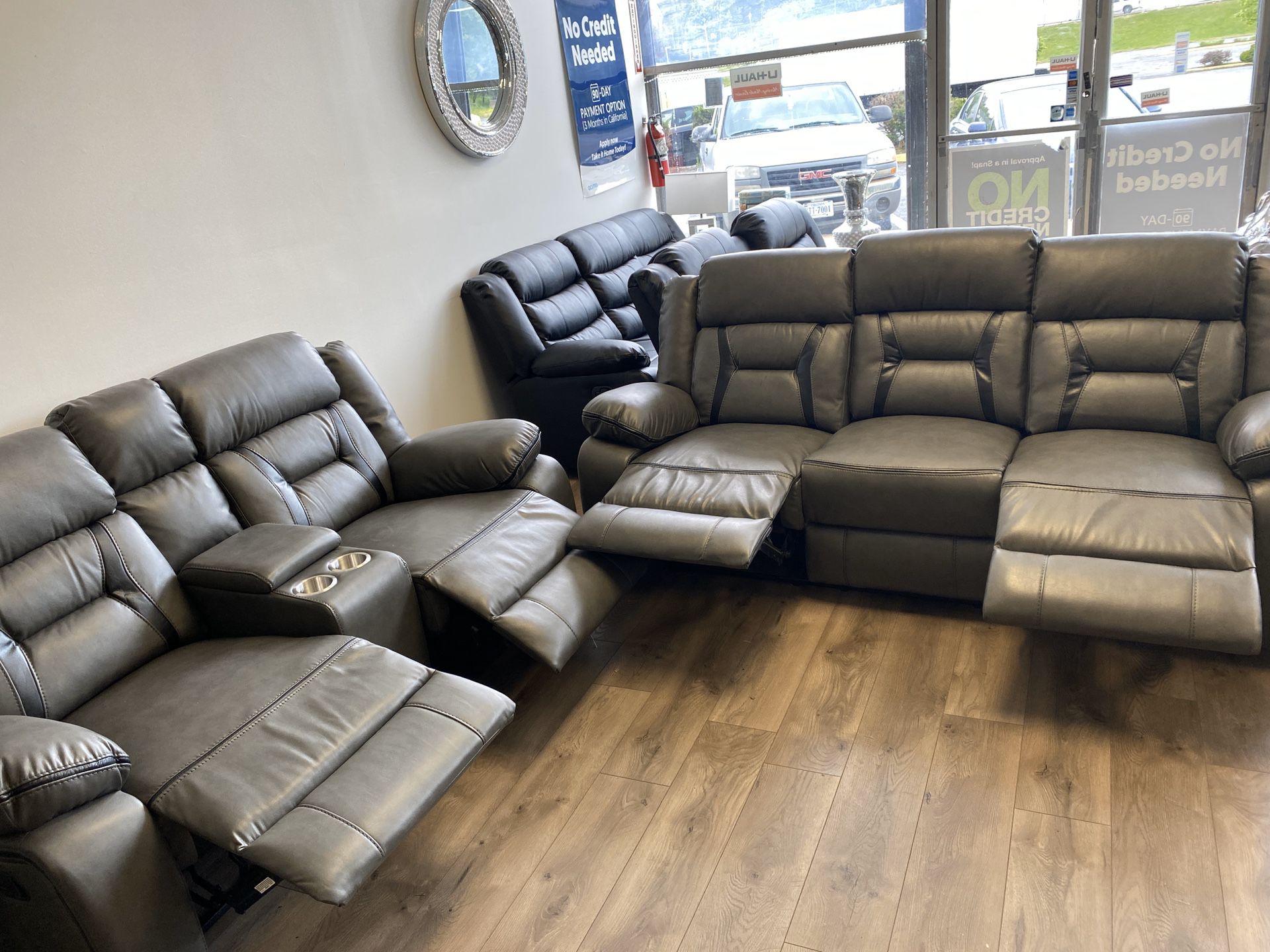 2 pc recliner sofa and loveseat