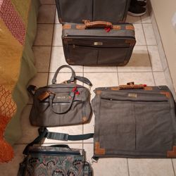 5 Piece Atlantic Luggage Set  (Vintage)
