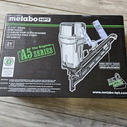 Metabo 3-1/4-in 21 -Degree Pneumatic Roundhead Framing Nailer #9692