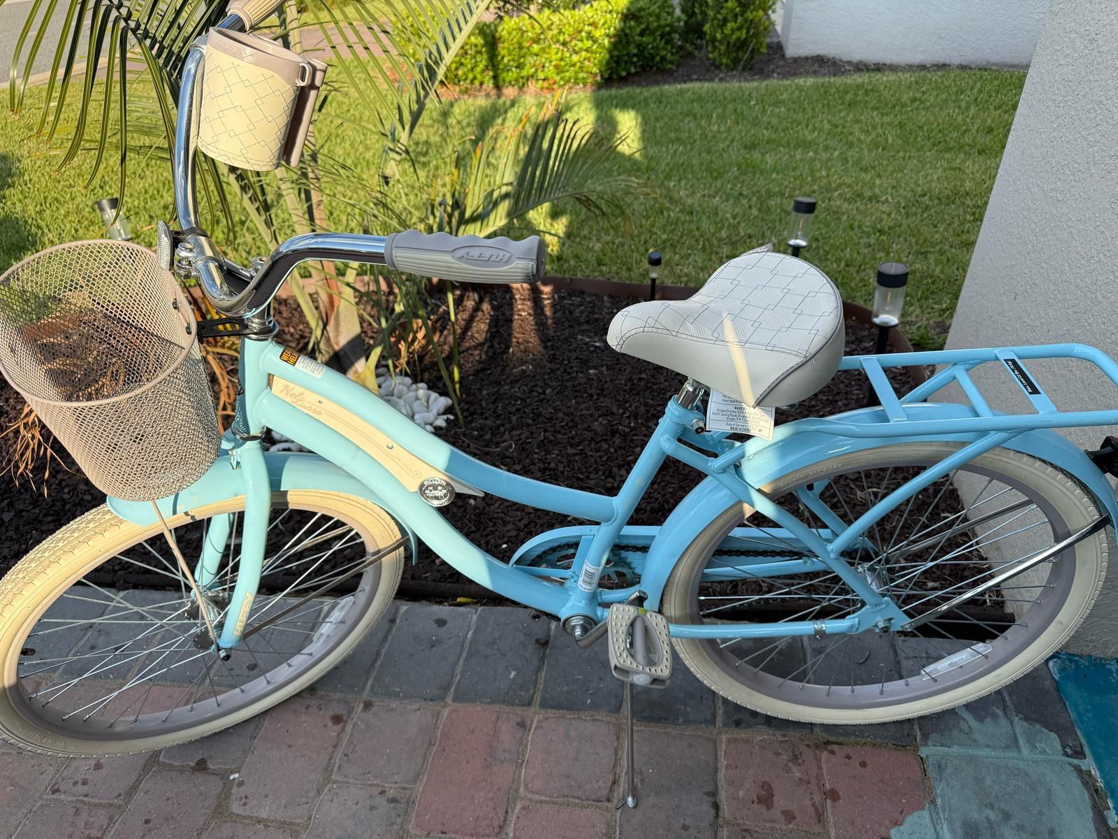 Blue Huffy Bike Nel Lusso Cruiser Huffy 26” Nel Lusso Cruiser