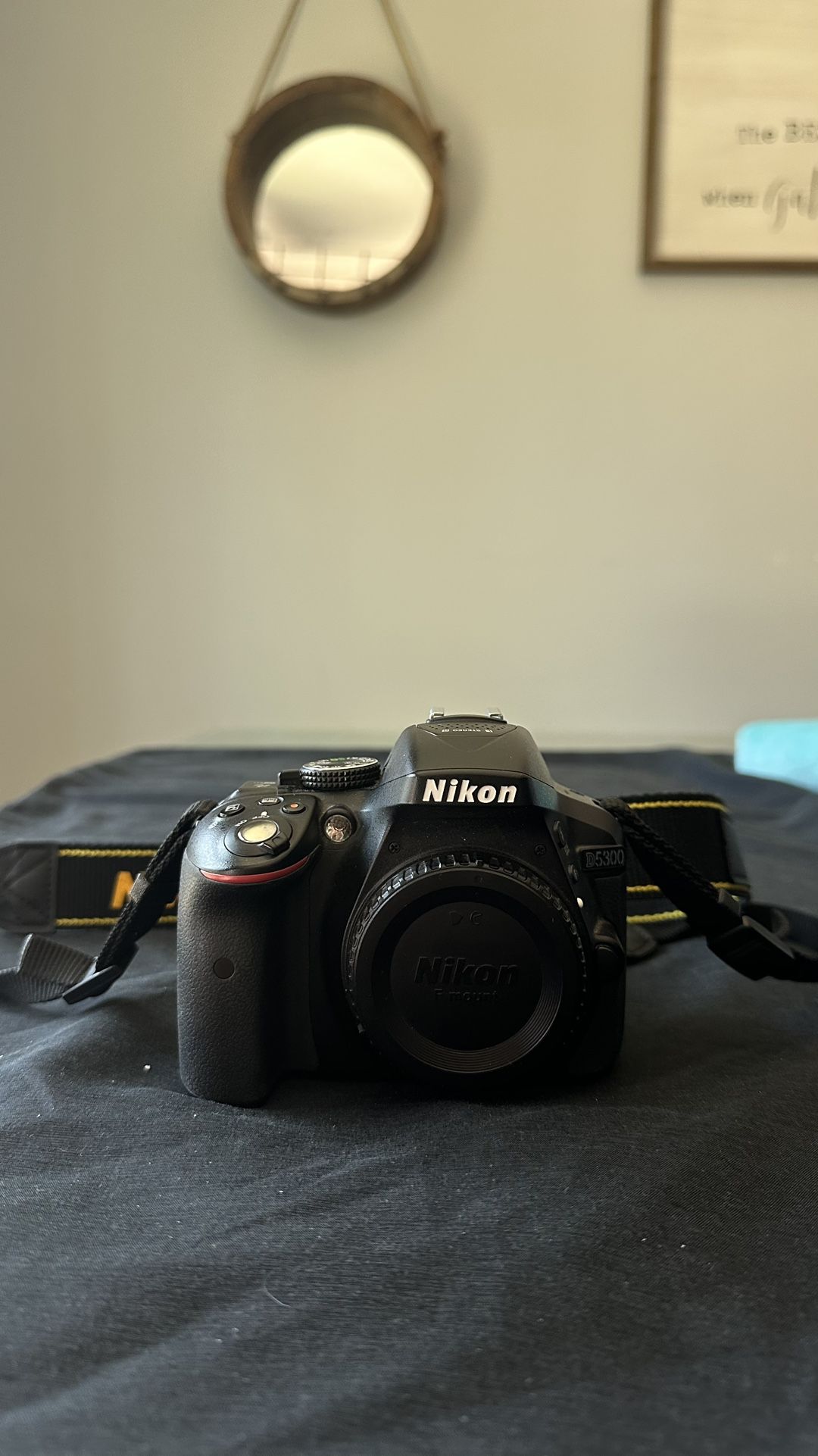 NIKON D5300 - BODY ONLY