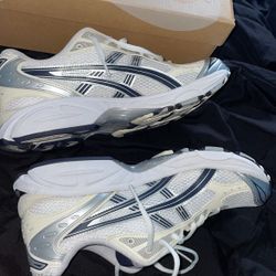 ASICS Kayano 14 