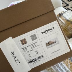 Original Burberry Shoes 