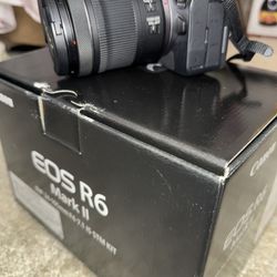 Canon EOS R6 Mark II + RF 24-105mm f4-7.1 IS STM Kit - Like New