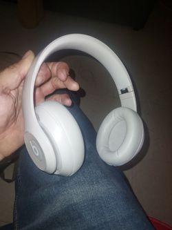 Beats Studio Pro wireless over-ear active noise cancelling headphones
