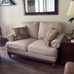 Loveseat & Matching Chair