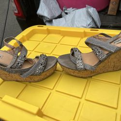 Woman's Not Rated High Heel Sandals Size 9 1/2