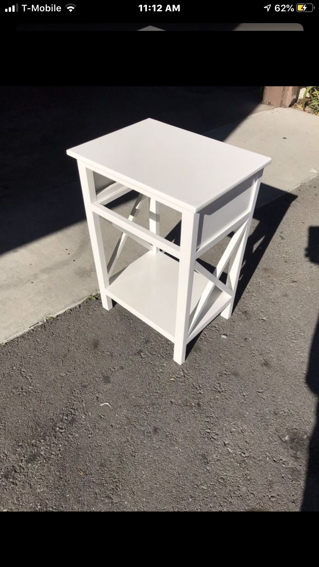 Beautiful white Vintage looking side table