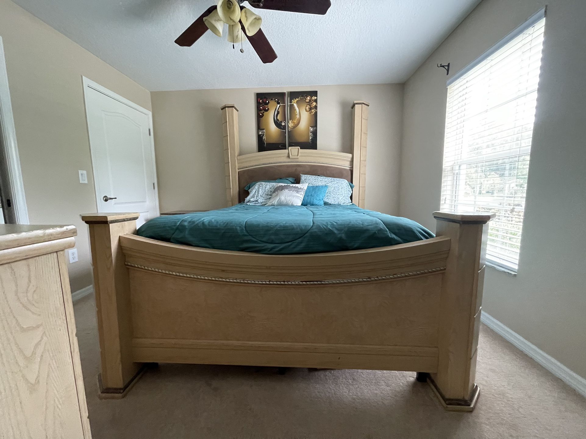 Bedroom Set/kanes Furniture