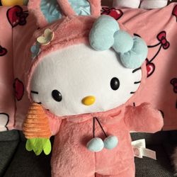 Hello Kitty Greeters 