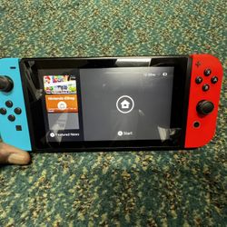 NINTENDO SWITCH CONSOLE ( ONLY)  NO CHARGER SELLING FOR $199 ‼️
