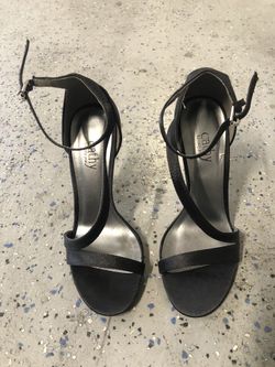 Shoe