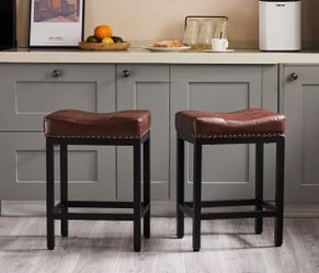 Brown Bar Stools Set of 2, Modern Counter Height, 24 Inch Kitchen Barstools with Black Metal Base, PU Leather Saddle Seats for Kitchen Island