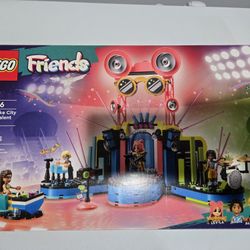 NEW LEGO FRIENDS HEARTLAKE CITY MUSIC TALENT SHOW 42616