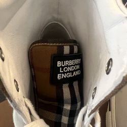 Burberry Sneakers Hi Top Size 41 7.5 
