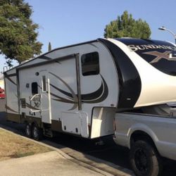 2015 Sundance Heartland Bunkhouse 298BH 