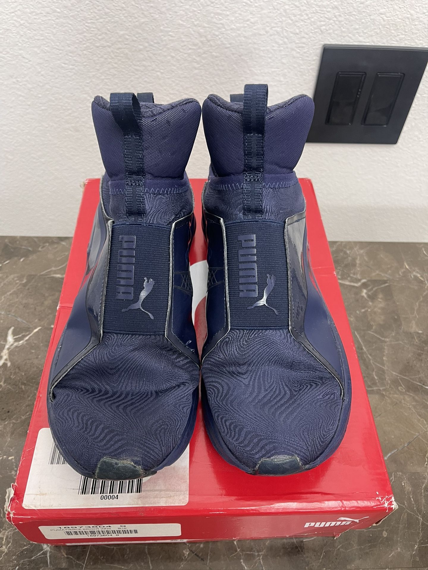 Puma Fierce Bright Peacoat Navy Blue, Wimens Size 9 (Authentic) purchased from Puma Store