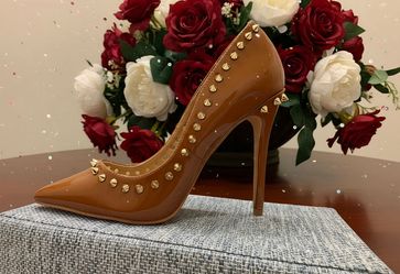 Cathy Dinn Tan Patent Leather Studded High Heel Pump