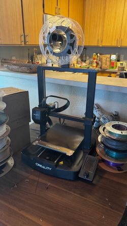 Creality Ender 3 V3 SE 3D Printer with filament