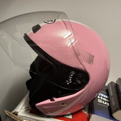 Women’s Motorcycle Helmet