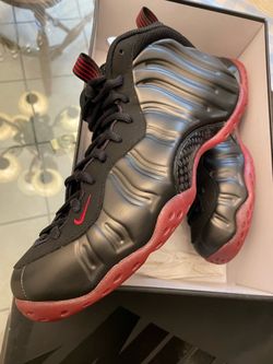 Nike foams size 12