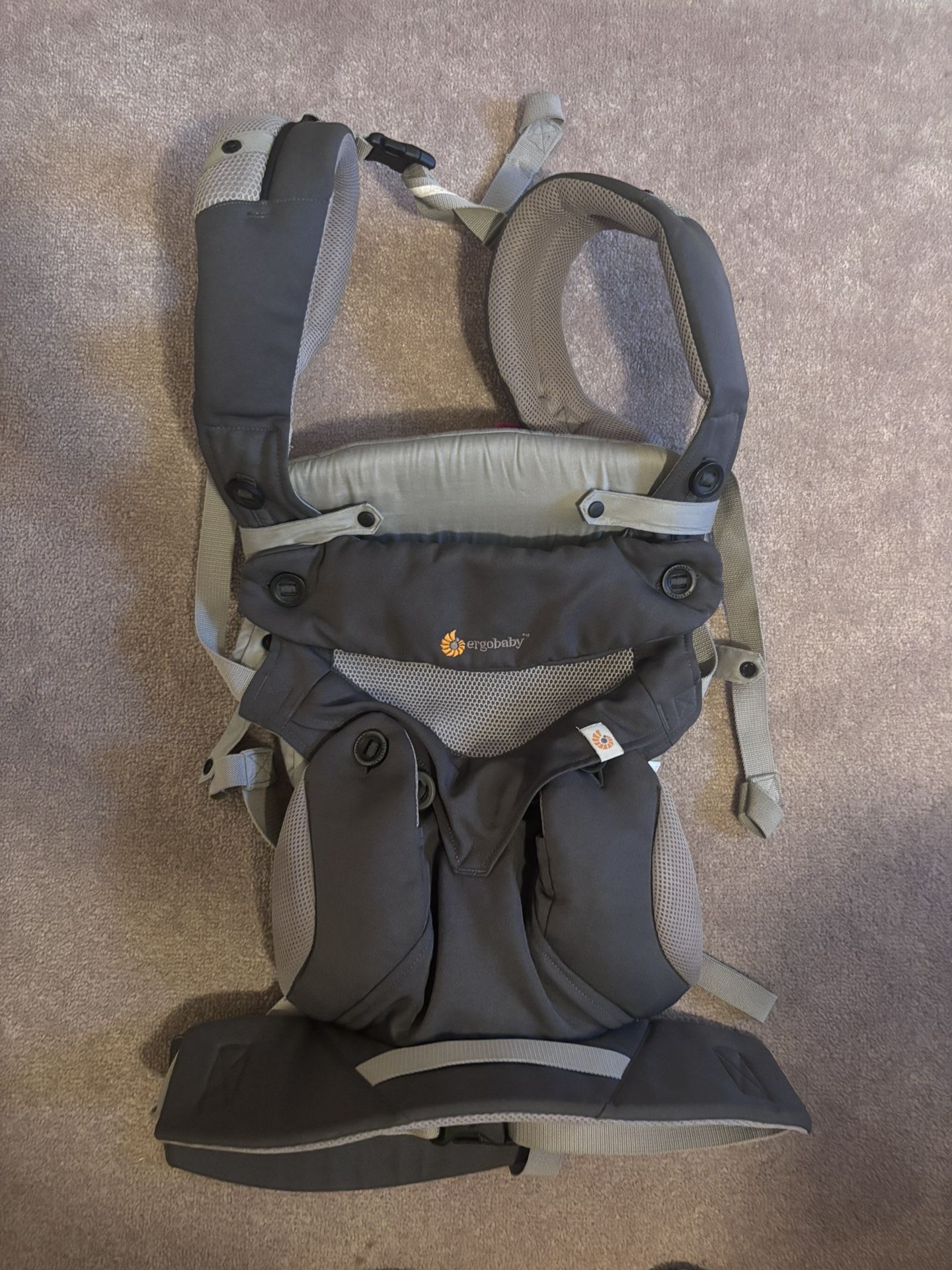 Ergobaby Carrier