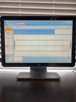 HP W1907 19” Black-Silver Widescreen LCD Monitor With Built In Speakers