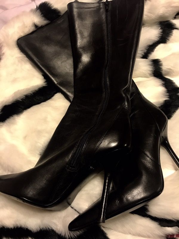 Guess long boots
