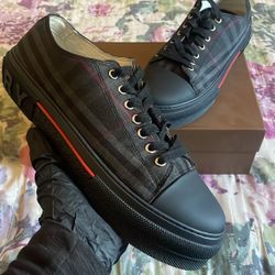 Burberry Black Shoes