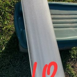 4 Ft. Fluorescent Fixture 