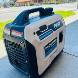 PULSAR 4,000-Watt Super
Quiet Gasoline
Powered Inverter
Generator with
Recoil Start and
CO Alert