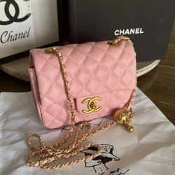 CHANEL Pink Sheepskin Small Shoulder Bag Crossbody Bag, 90%new