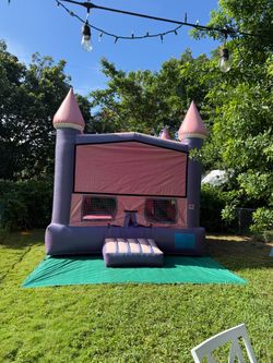 Vendo Castillo 13*13 perfectas condiciones