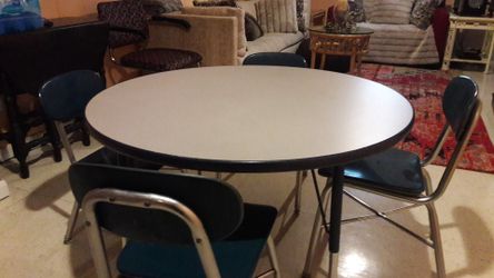 Round table and 4 chairs