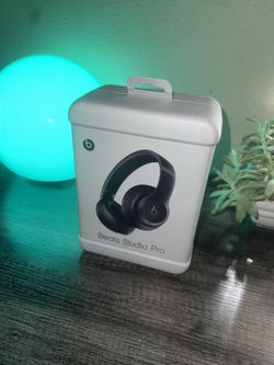 Beats Studio Pro
