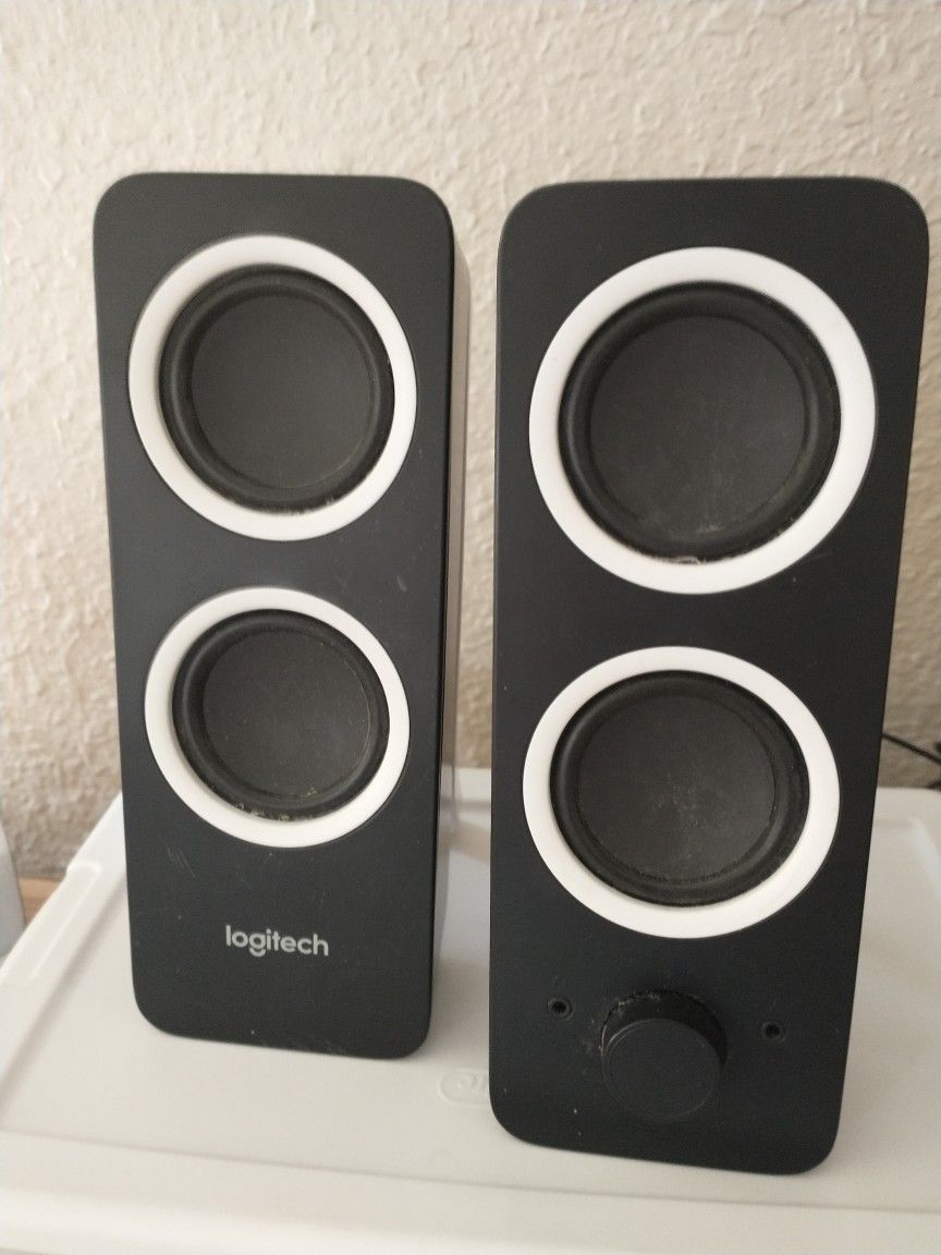 Logitech Z200 PC Speakers