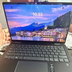 Lenovo yoga 7i - Intel core I5- 8gb RAM, 512 gB SSD