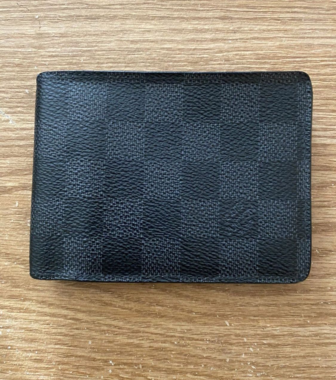 Buy Louis Vuitton Checkered Men's Wallet Black online