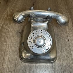 Vintage Style Metal Rotary Phone Decor (Heavy Solid)