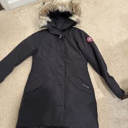 [Brand New with Tags] Canada Goose Rossclair Parka - Navy - Size S/P Fusion