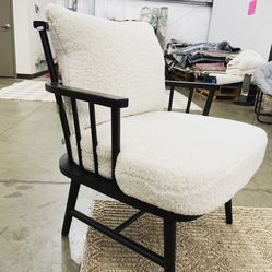 Taylorsville Spindle Accent Chair Sherpa Black